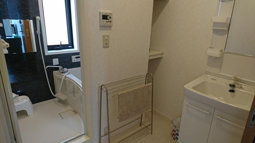 Guest House Kotone เกียวโต ภายนอก รูปภาพ